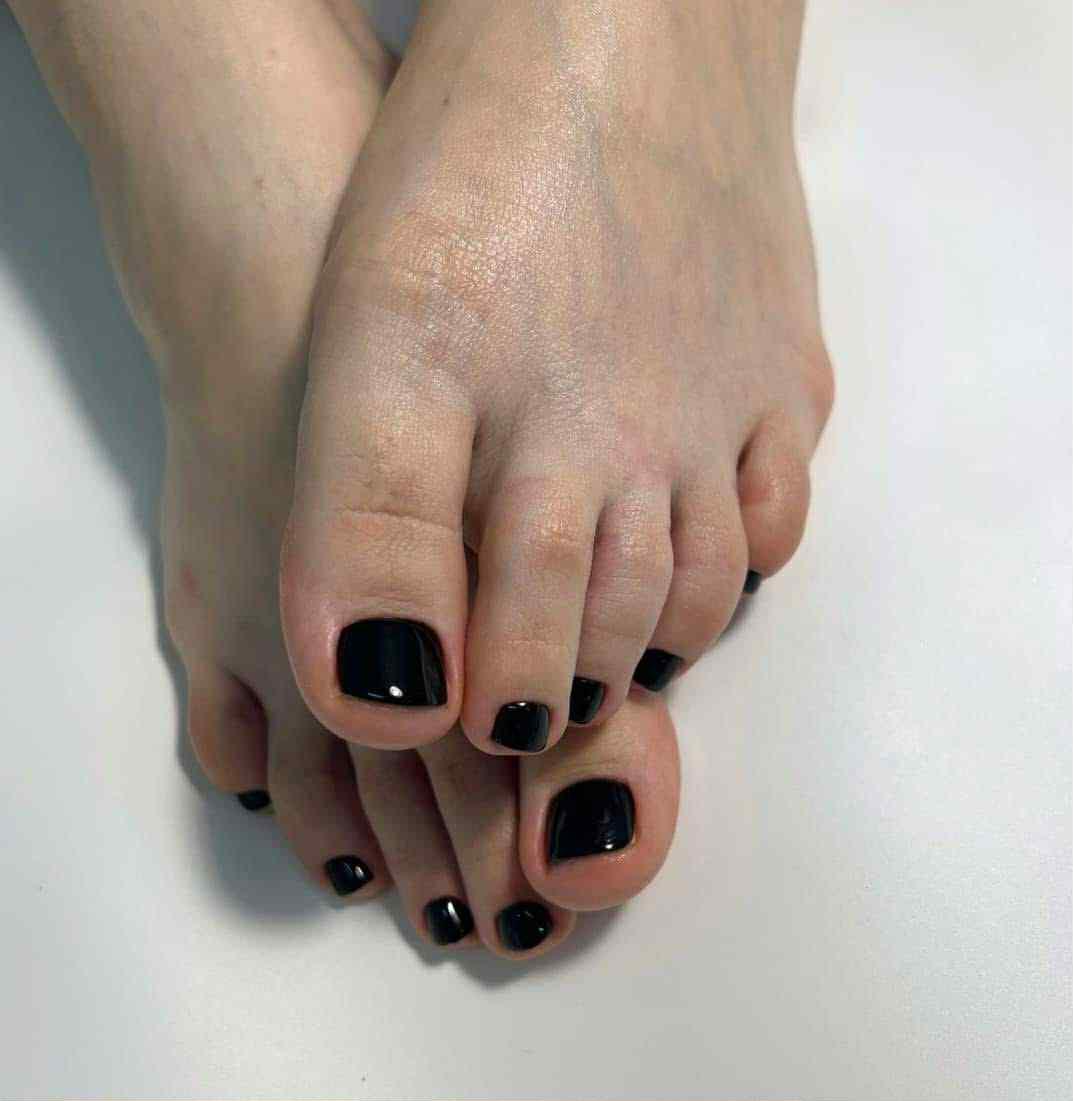 ფრჩხილების ნამუშევარი 12